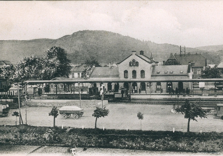 BS_34_1_KulturbahnhofGrevenbrueck_Bahnhof Grevenbrück 01 © Stadtarchiv Lennestadt.jpg