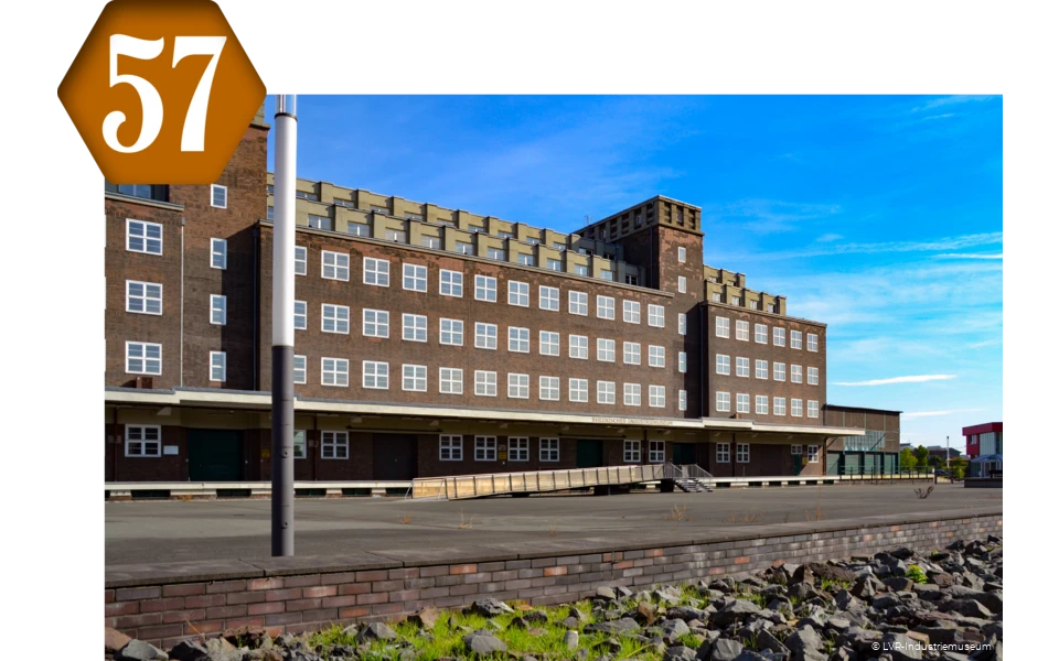 57_PeterBehrens_Bau.png