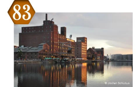 83_Innenhafen_Duisburg.png