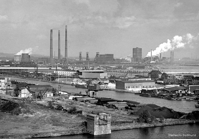 BS_4_1_KokereiHansa_7_Zeche und Kokerei Hansa_Foto_Stadtarchiv DO.jpg