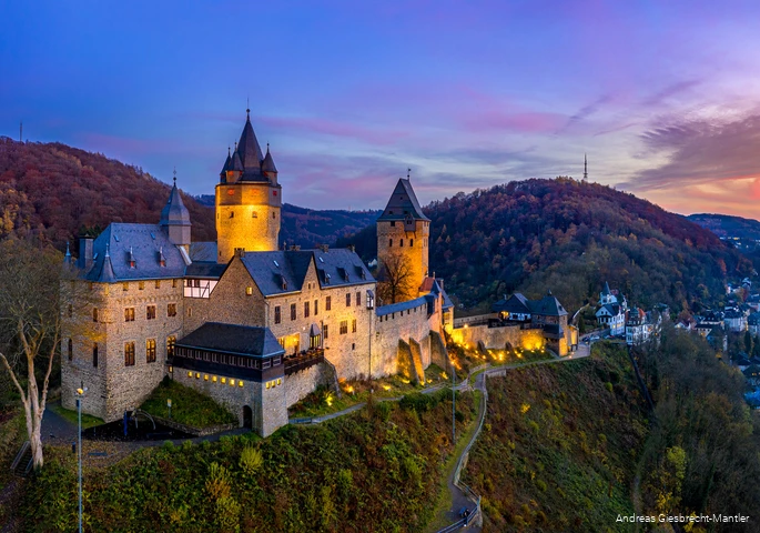 BS_20_4_BurgAltena_Burg Altena - 1 - Andreas Giesbrecht-Mantler.jpg