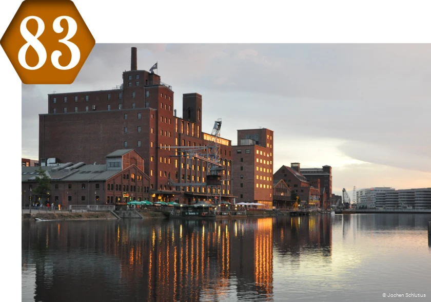 83_Innenhafen_Duisburg.png