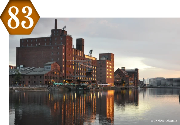 83_Innenhafen_Duisburg.png