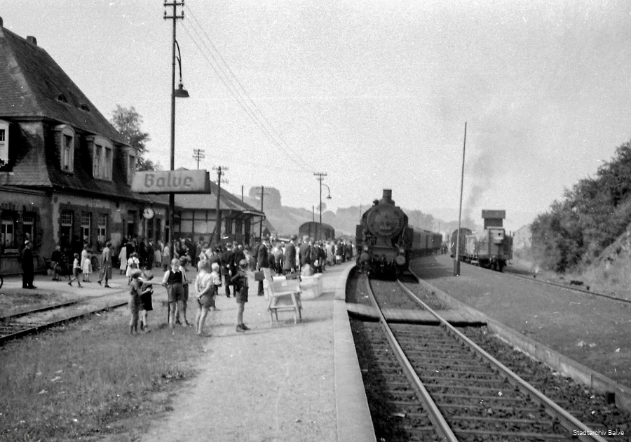 BS_E_Hoennetalbahn_Sdz NRA Niederdollendorf29071950 Balve.jpg