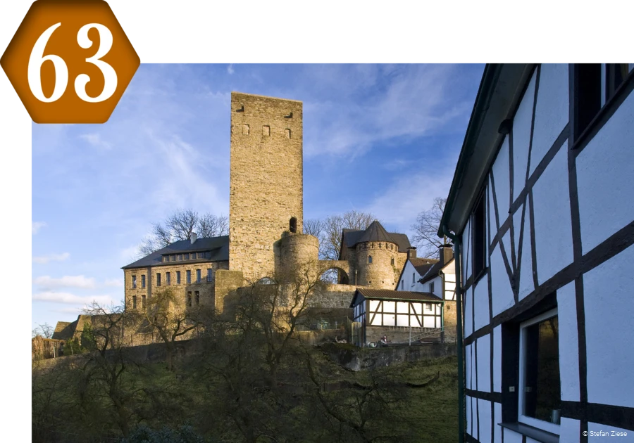 63_Burg_Blankenstein.png