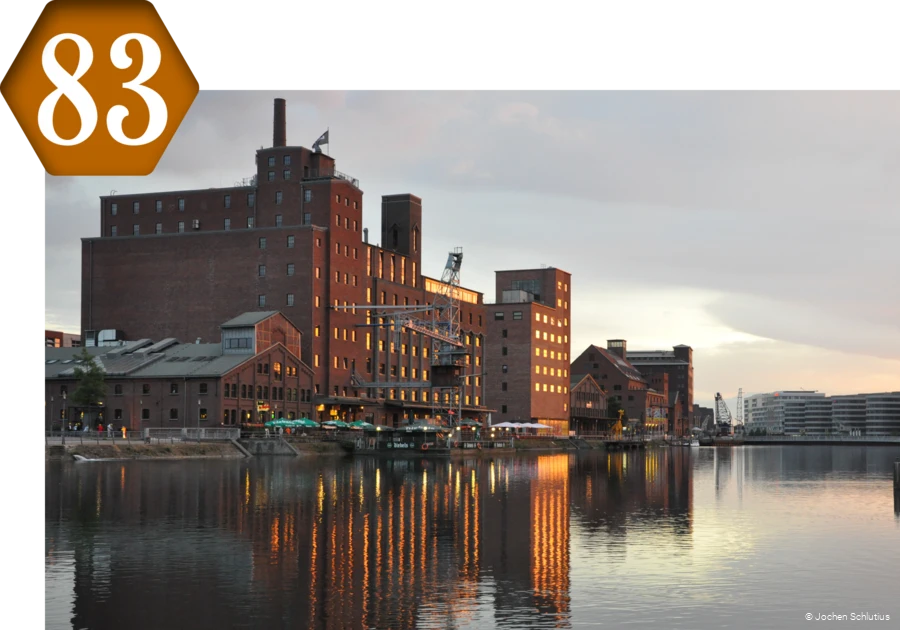 83_Innenhafen_Duisburg.png