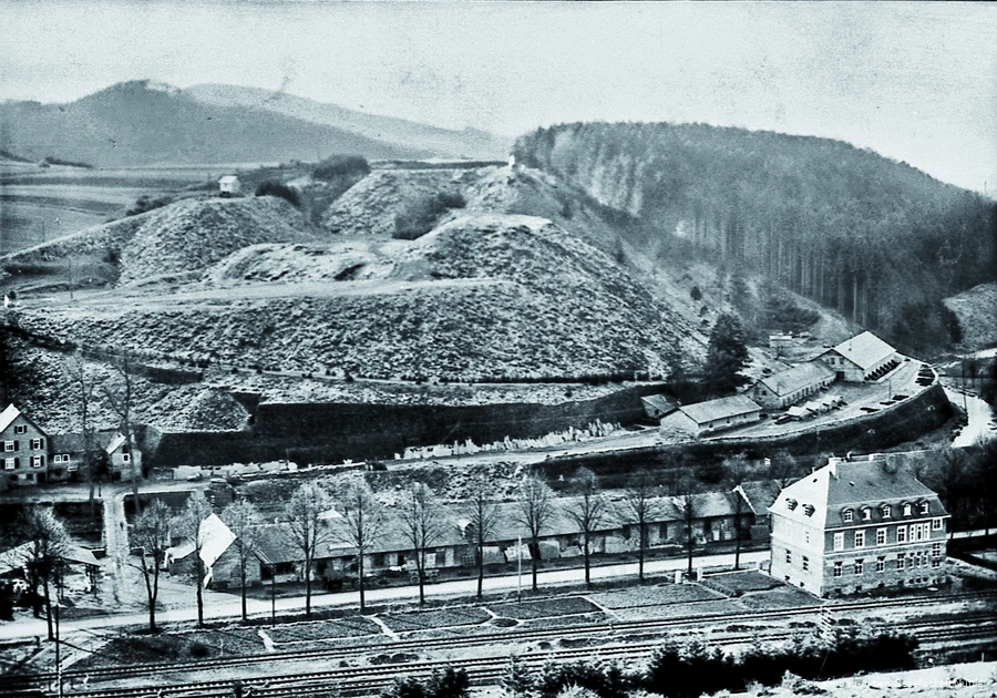 BS_8_2_SchieferbauNuttlar_SAGN-1923 (1).jpg