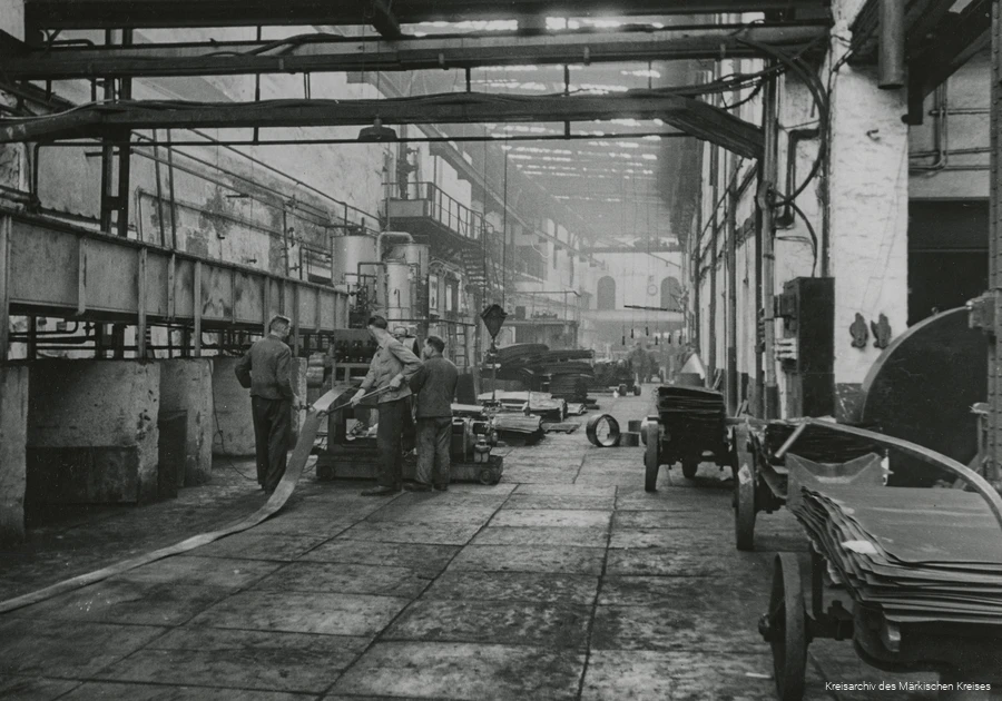 BS_21_3_Dt_DrahtmuseumAltena_Album Basse 042.jpg