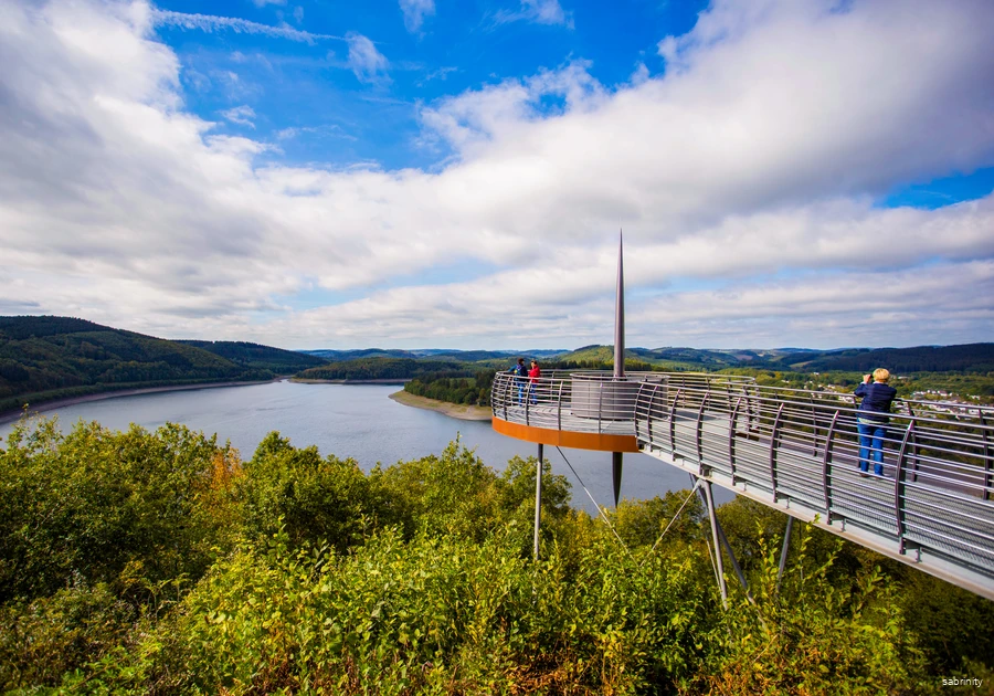 BS_30_Biggesee_03_Aussichtsplattform Biggeblick_Sauerland-Seen_sabrinity.com_ret_3.jpg