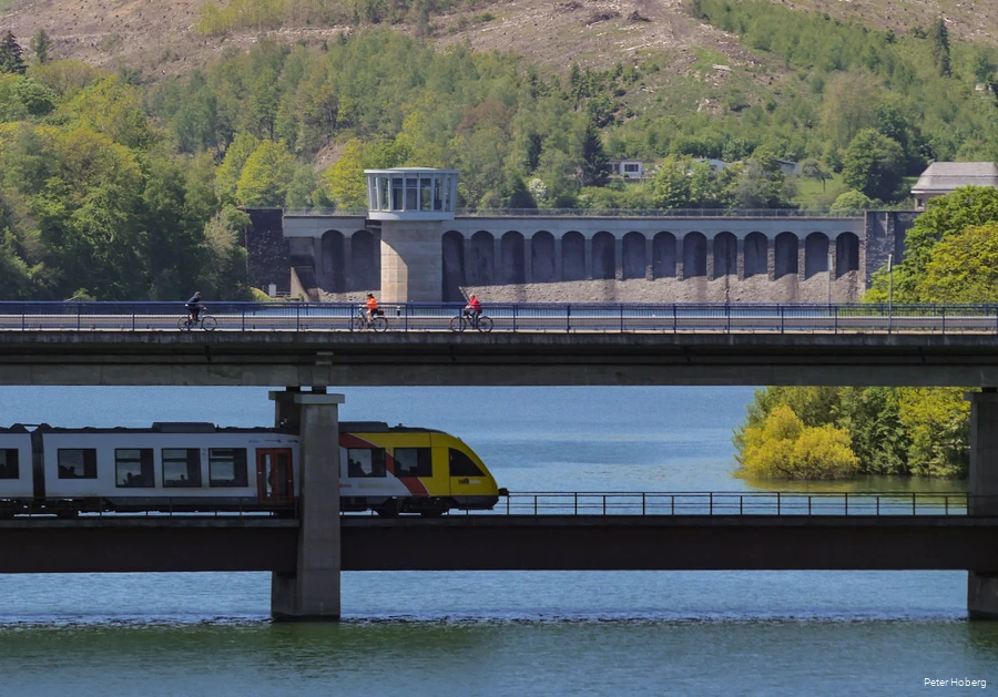 BS_F_5_Biggetalbahn_Biggetalbahn Doppelbr├╝cke 1 Foto Peter Hoberg.jpg