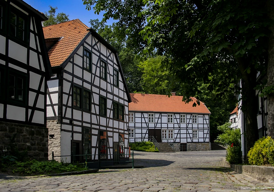 BS_19_6_MasteBarendorf_Zugang_HFMB_Iserlohn.jpg